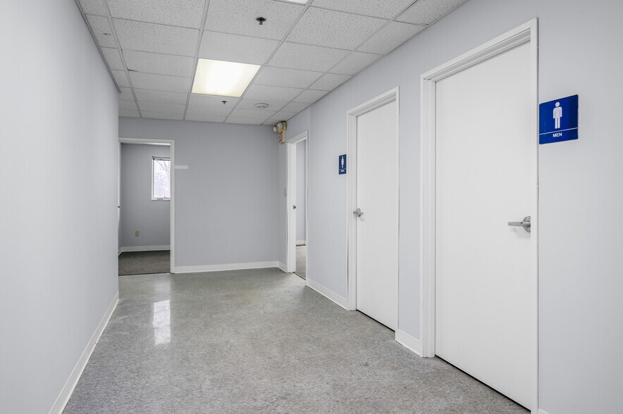 More Photos Of 2291 Traversefield Dr, Traverse City Manufacturing For Lease