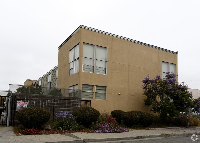 More Photos Of 2400-2506 Magnolia St, Oakland Apartments For Sale