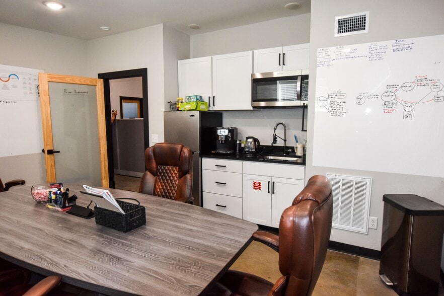 More Photos Of 1500 E 42nd St, Chattanooga Industrial For Sale