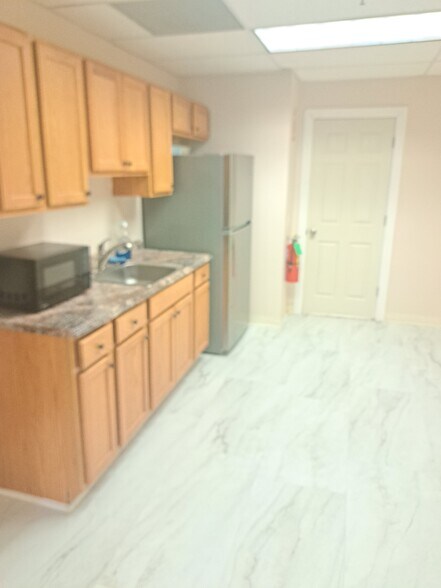 More Photos Of 46 Paterson St, New Brunswick Storefront Retail Residential For Lease
