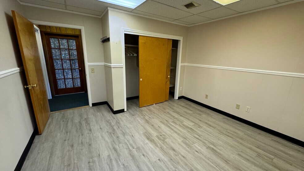 More Photos Of 1553-1555 Northampton St, Easton Office For Sale