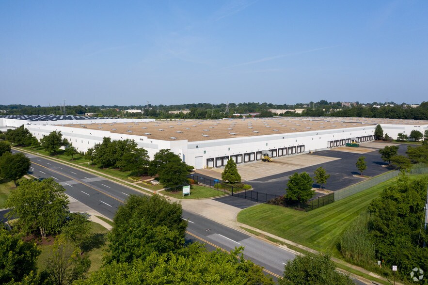 More Photos Of 8416 Kelso Dr, Rosedale Distribution For Lease