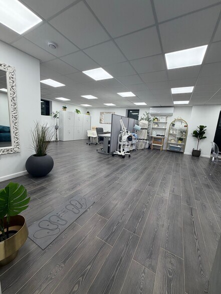 More Photos Of 3915 Flatlands Ave, Brooklyn Office For Lease