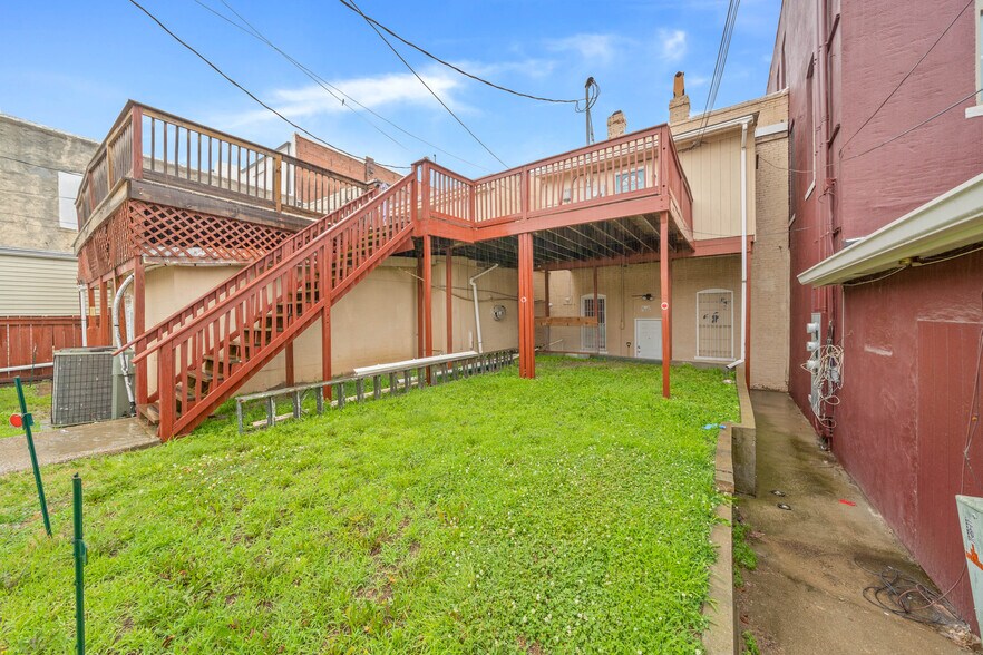 More Photos Of 614-616 Cherokee St, Leavenworth Apartments For Sale