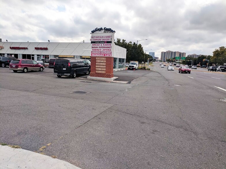 More Photos Of 5866 Leesburg Pike, Falls Church Freestanding For Lease