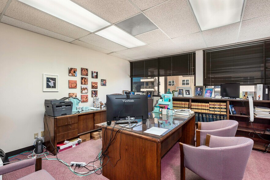 More Photos Of 333 W Broadway, Long Beach Medical For Lease
