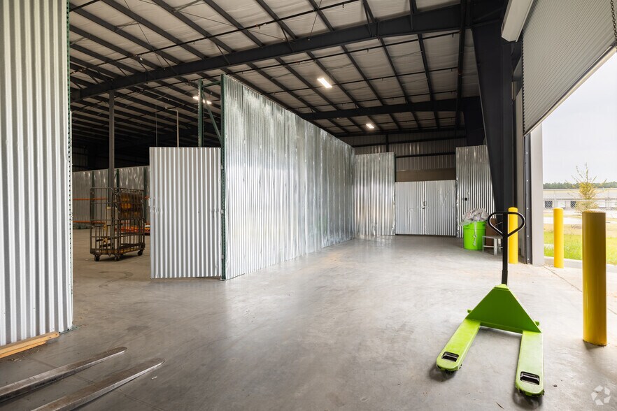 More Photos Of 251 Morgan Lakes Industrial Blvd, Pooler Industrial For Lease