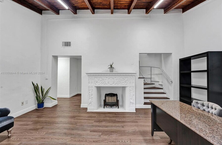 More Photos Of 1225 Alton Rd, Miami Beach Office For Lease