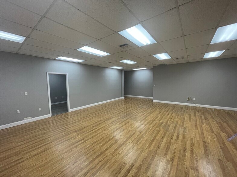 More Photos Of 1301 Seminole Blvd, Largo Medical For Lease