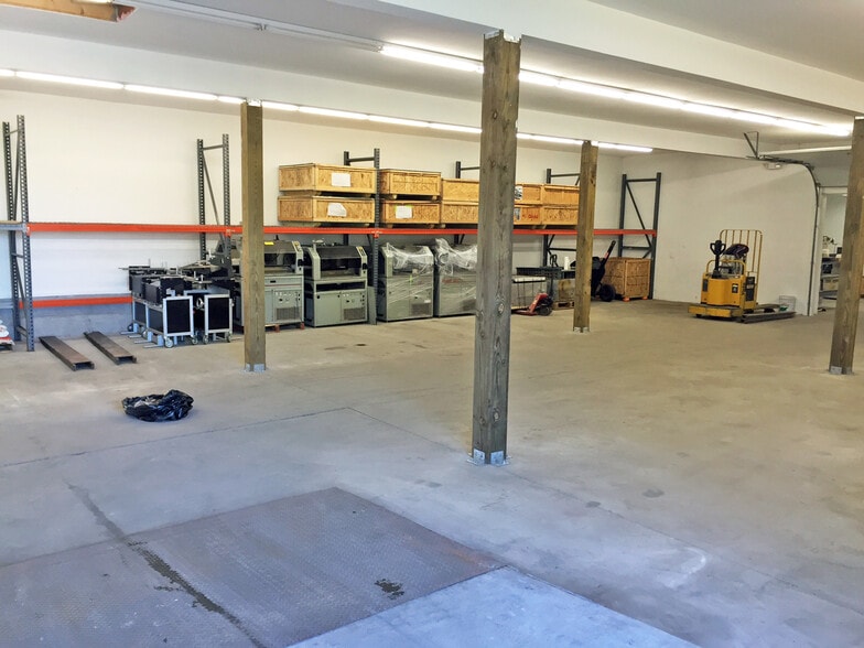 More Photos Of 326 Main St, Fremont Warehouse For Sale