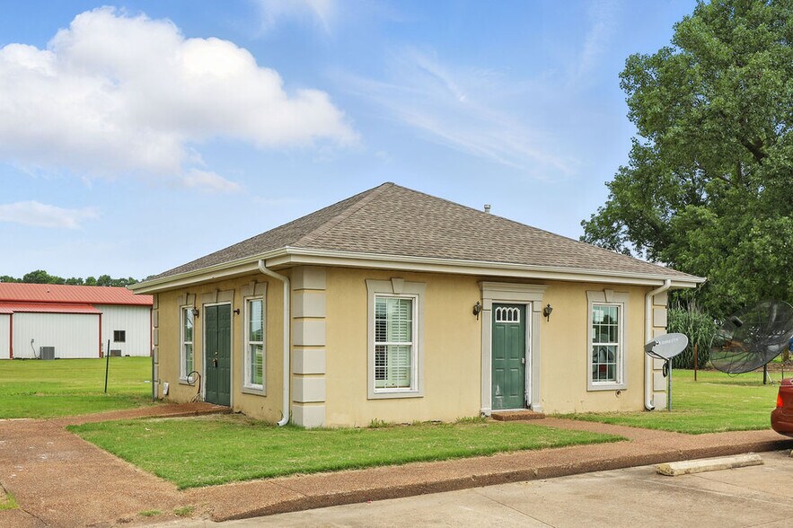 More Photos Of 4325 Casino Center Dr, Robinsonville Apartments For Sale