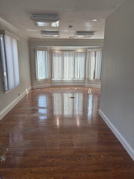 More Photos Of 345 Neponset St, Canton Office For Lease