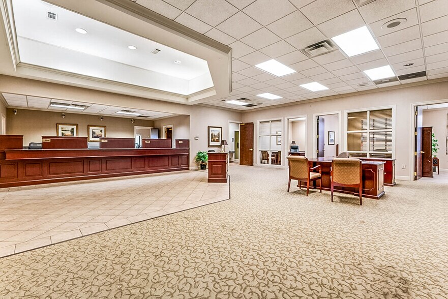 More Photos Of 865 Ga-20/81 Hwy, McDonough Bank For Sale
