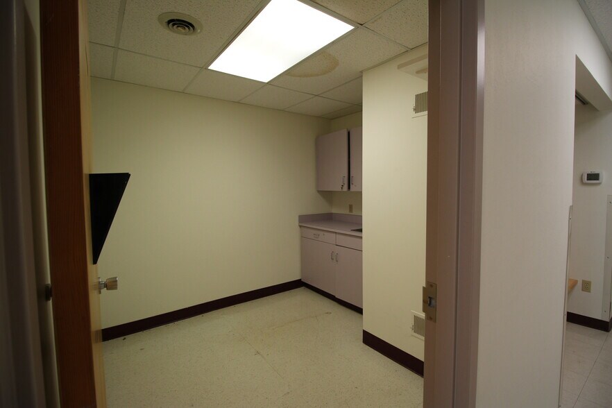 More Photos Of 204 8th st, Lehighton Medical For Sale
