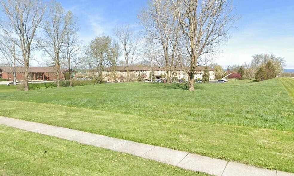 More Photos Of 1514 Grandview Blvd, Erie Land For Lease