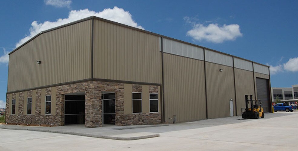 More Photos Of 16707 Telge Rd, Cypress Warehouse For Lease