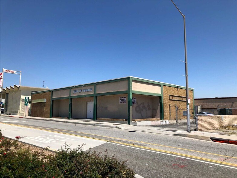 Primary Photo Of 115 S E St, San Bernardino Freestanding For Sale