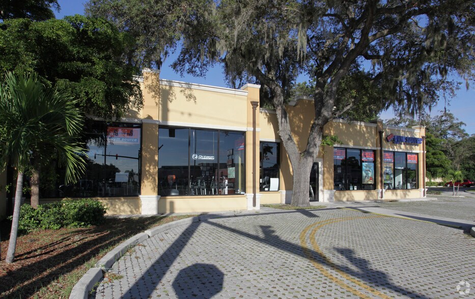 More Photos Of 4300 S Tamiami Trl, Sarasota General Retail For Sale