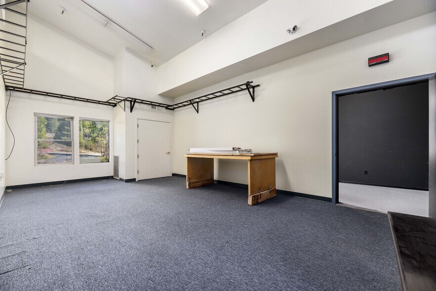 More Photos Of 870 Gold Flat Rd, Nevada City Research And Development For Sale