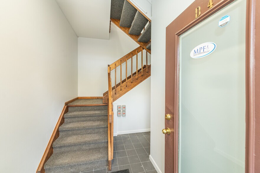 More Photos Of 150 River Rd, Montville Business Park For Lease