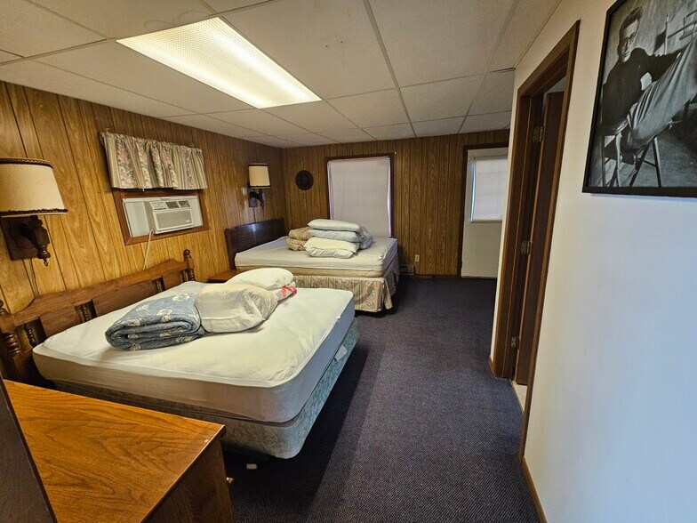 More Photos Of 1828 Junction Ave, Sturgis Office Residential For Sale