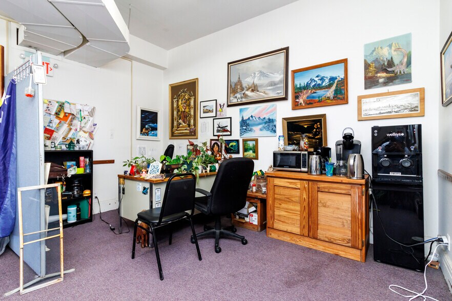 More Photos Of 1131 Broadway St, Buffalo Office For Sale