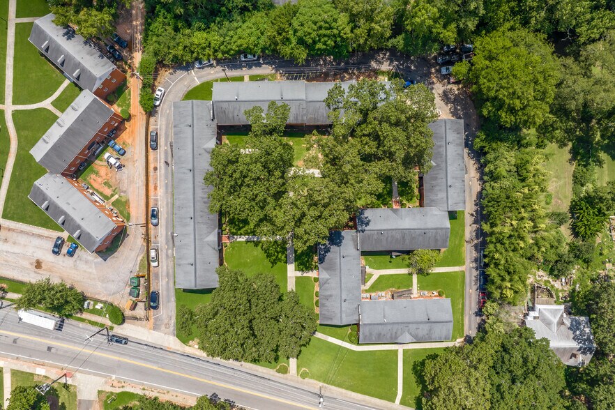 More Photos Of 2410 Benjamin E Mays Dr SW, Atlanta Apartments For Sale