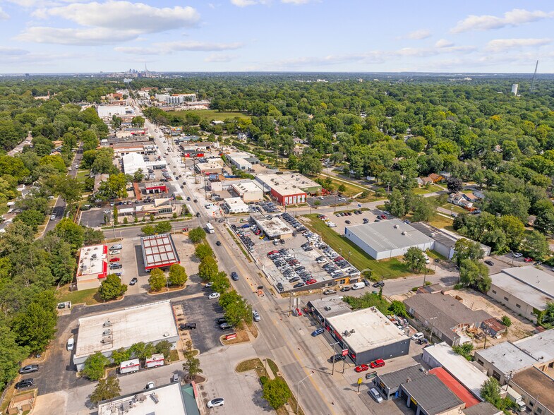 More Photos Of 319 W 79th Ter, Kansas City Warehouse For Lease