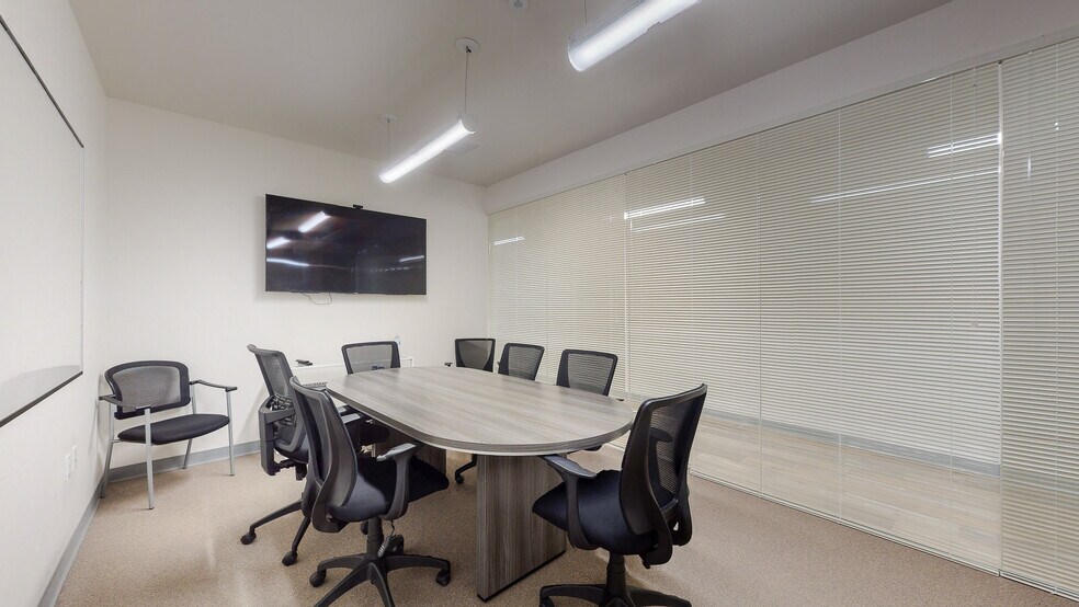 More Photos Of 10537 Santa Monica Blvd, Los Angeles Medical For Sale