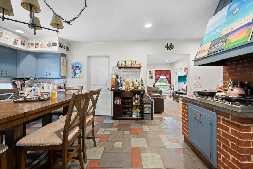 More Photos Of 10 Hunter Ave, Miller Place Office Residential For Sale