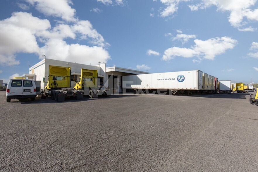 More Photos Of 3537 N Bruce St, North Las Vegas Truck Terminal For Sale
