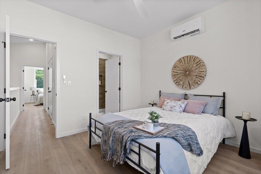 More Photos Of 1602 N Central St, Knoxville Apartments For Sale