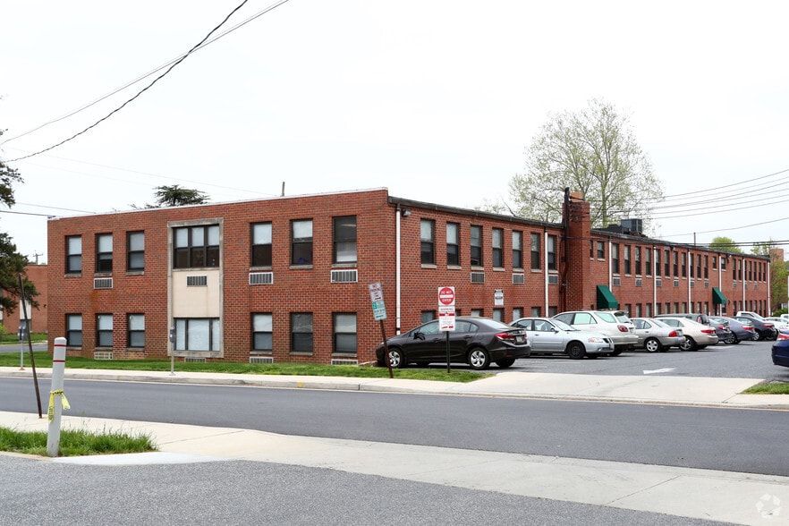 More Photos Of 6600 York Rd, Baltimore Office For Lease