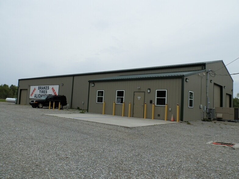 Primary Photo Of 11987 Dalton Rd, Rockbridge Industrial For Sale