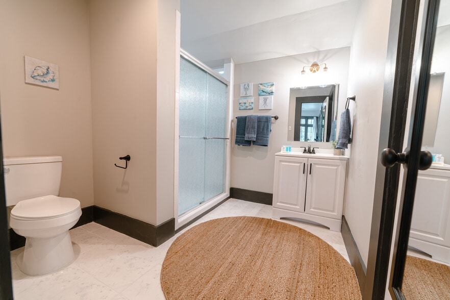 More Photos Of 207 Michigan Ave, Mobile Multifamily For Sale