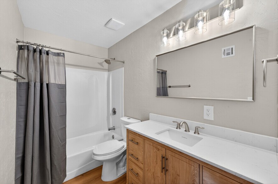 More Photos Of 5038 N 18th Ave, Phoenix Multifamily For Sale