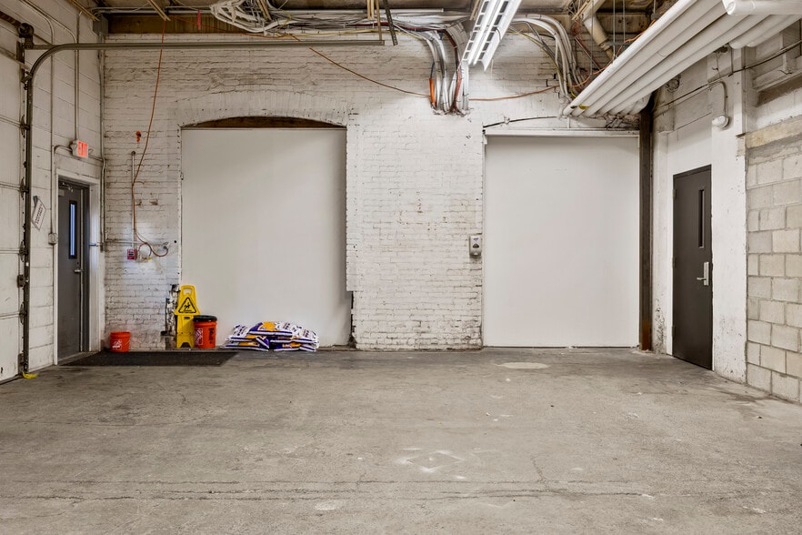 More Photos Of 930 Broadway, Albany Apartments For Lease