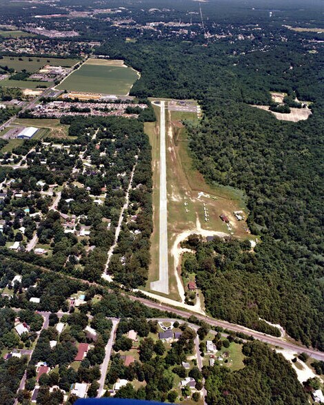 More Photos Of 817 Watsontown Rd, Berlin Airport For Sale