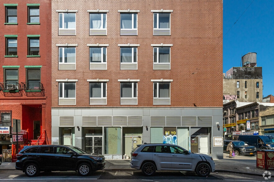 More Photos Of 94 Canal St, New York Hospitality For Sale