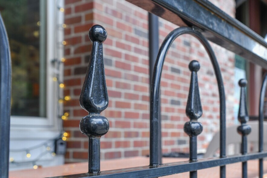 More Photos Of 100 Union St, Nevada City Office For Sale