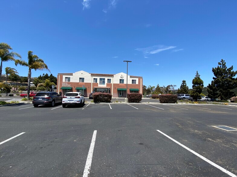 More Photos Of 901 Oak Park Blvd, Pismo Beach Medical For Lease