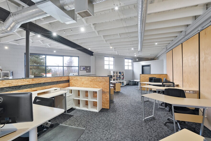 More Photos Of 2125 N Flint Ave, Portland Loft Creative Space For Lease