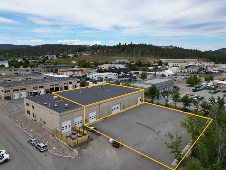More Photos Of 3314 Appaloosa Rd, Kelowna Warehouse For Sale