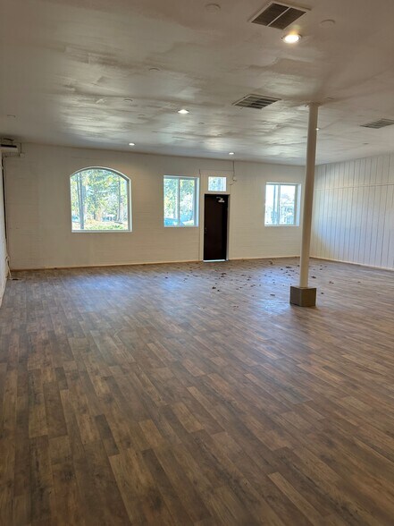 More Photos Of 1313 W El Camino Real, Mountain View Freestanding For Lease