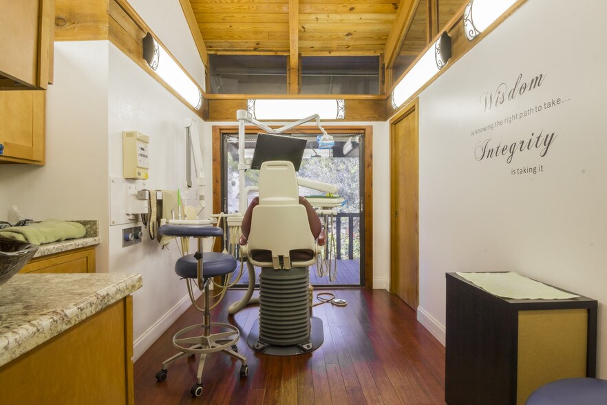 More Photos Of 8200 W Sunrise Blvd, Plantation Office For Sale