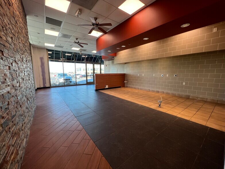 More Photos Of W 87th St Pky @ Renner Blvd, Lenexa Unknown For Lease