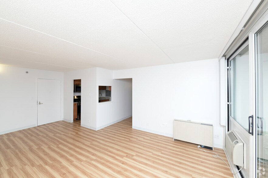 More Photos Of 1371 Beacon St, Brookline Apartments For Lease