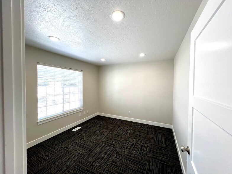 More Photos Of 485 W 50 N, American Fork Office For Lease