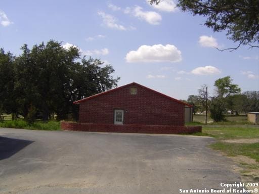 More Photos Of 3999 Hwy 16 South, Bandera Freestanding For Sale