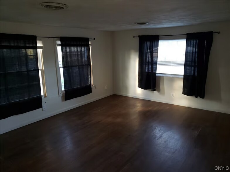 More Photos Of 745-747 Erie Blvd W, Rome Storefront Retail Residential For Sale